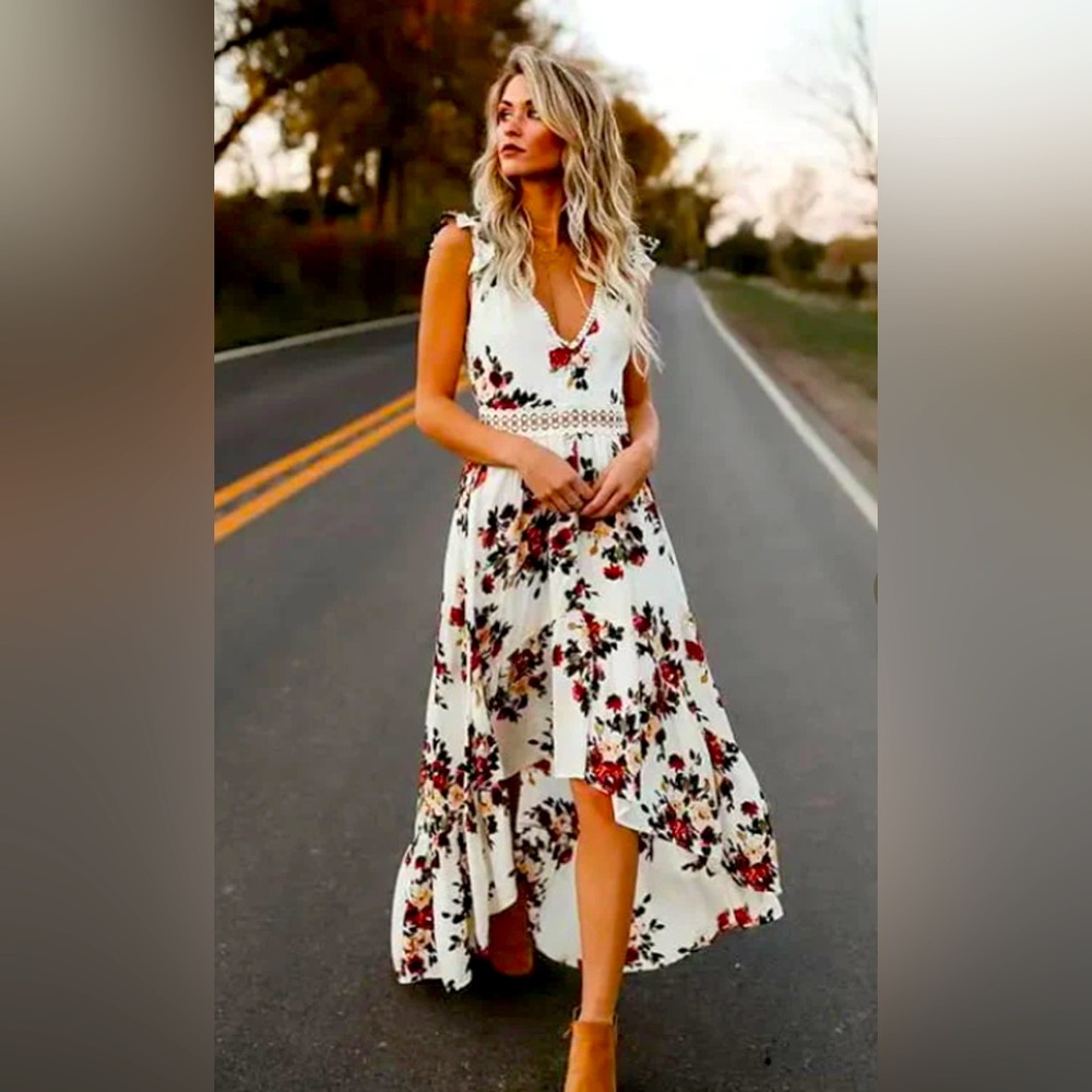 Whimsical maxi-dress worth every head turn🩷
